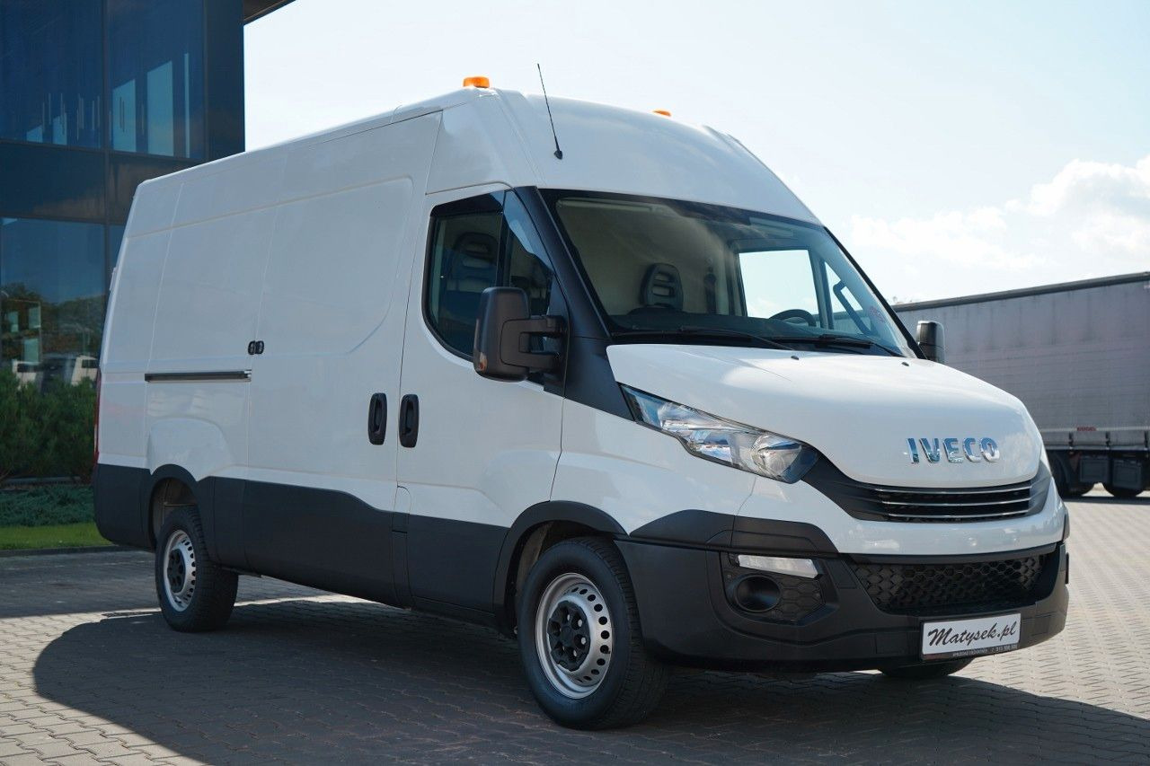 Iveco DAILY 35-140 / BLASZAK / ZABUDOWA WARSZTATOWA / - Van panel: gambar 4 Iveco DAILY 35-140 / BLASZAK / ZABUDOWA WARSZTATOWA / - Van panel: gambar 4