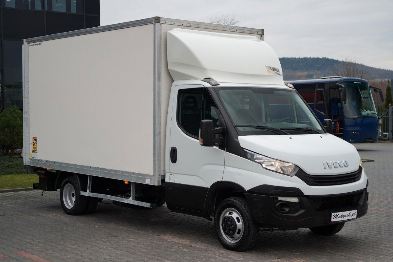 Iveco DAILY 35-140 / KONTENER 4,2 M / WINDA / BLIŹNIAK - Van berpendingin: gambar 3 Iveco DAILY 35-140 / KONTENER 4,2 M / WINDA / BLIŹNIAK - Van berpendingin: gambar 3