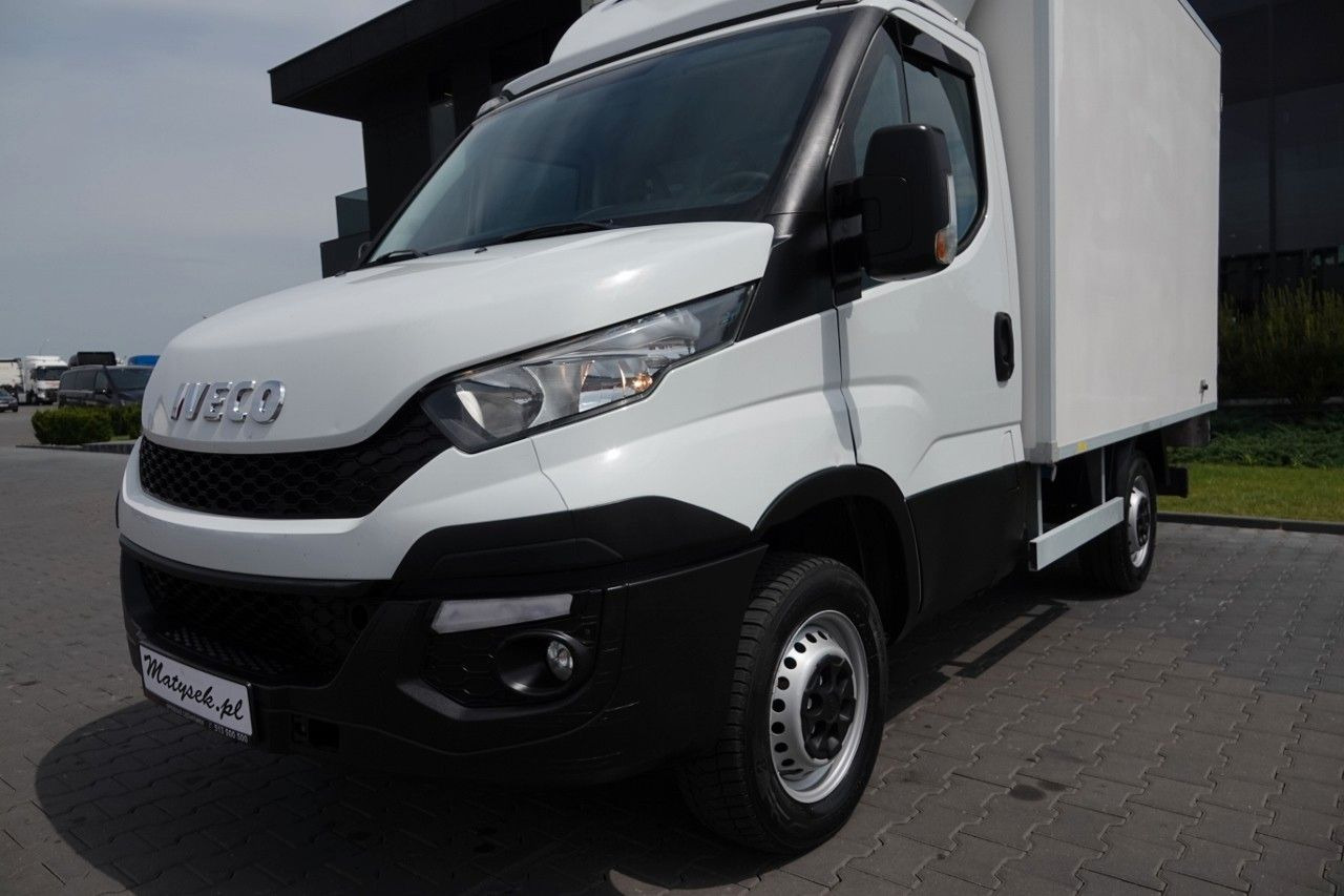 Iveco DAILY / CHŁODNIA / AGREGAT CARIER -XARIOS 200 / - Van berpendingin: gambar 4 Iveco DAILY / CHŁODNIA / AGREGAT CARIER -XARIOS 200 / - Van berpendingin: gambar 4