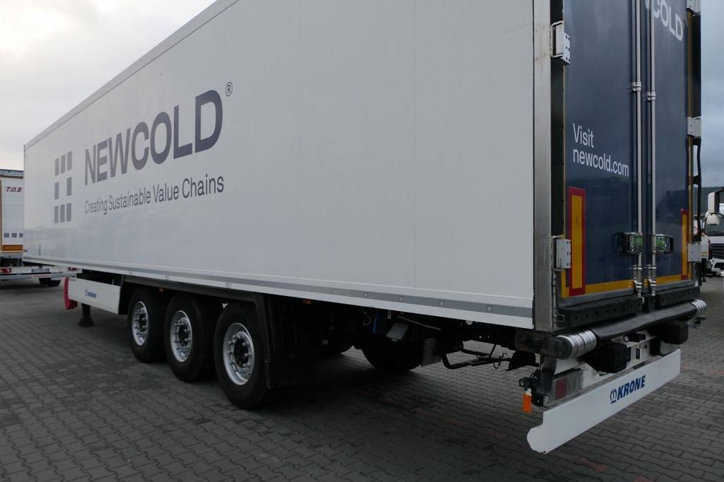 Krone CHŁODNIA / 2017 ROK / CARRIER VECTOR 1550 Krone CHŁODNIA / 2017 ROK / CARRIER VECTOR 1550 - Semi-trailer berpendingin: gambar 3 Krone CHŁODNIA / 2017 ROK / CARRIER VECTOR 1550 Krone CHŁODNIA / 2017 ROK / CARRIER VECTOR 1550 - Semi-trailer berpendingin: gambar 3