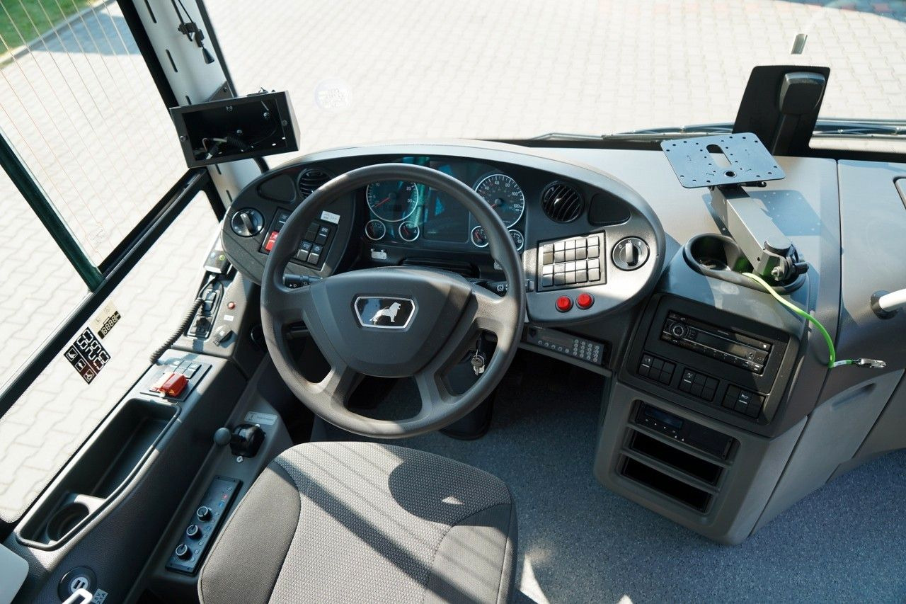 Bus pinggiran kota MAN INTERCITY / EURO6 / PRZEBIEG 63000 KM / SPROWADZ: gambar 13