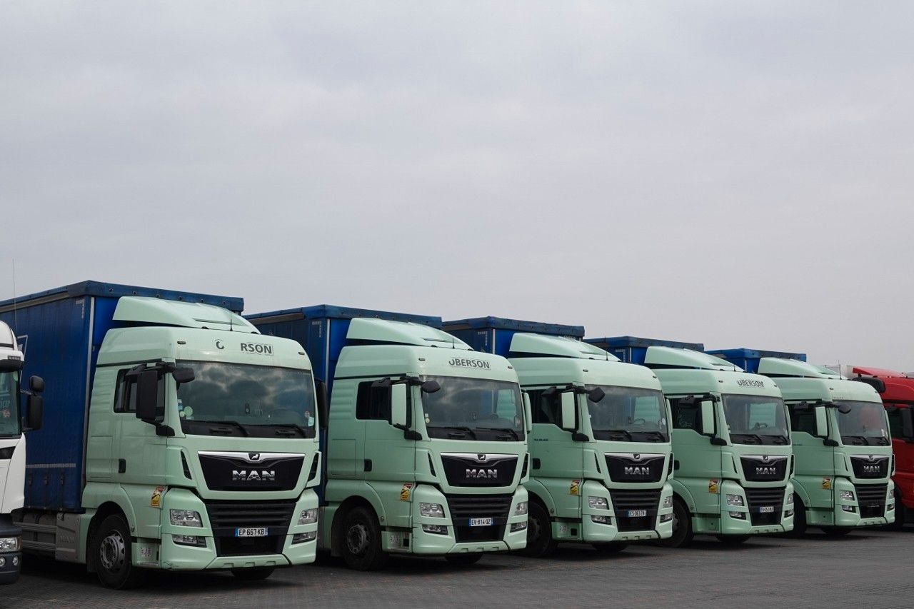 MAN TGX 26.460 / ZESTAW TANDEM PRZEJAZDOWY / 120 M3 - Truk dengan terpal samping: gambar 3 MAN TGX 26.460 / ZESTAW TANDEM PRZEJAZDOWY / 120 M3 - Truk dengan terpal samping: gambar 3