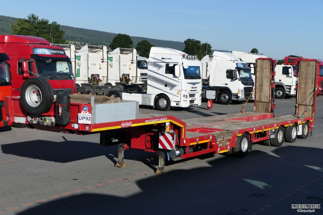 NOTEBOOM NISKOPODWOZIE LAWETA / 4 OSIOWA / DMC: 73500 KG / NAJAZDY HYDRAULICZNE / OŚ PODNOSZONA / - Semi-trailer low bed: gambar 1 NOTEBOOM NISKOPODWOZIE LAWETA / 4 OSIOWA / DMC: 73500 KG / NAJAZDY HYDRAULICZNE / OŚ PODNOSZONA / - Semi-trailer low bed: gambar 1