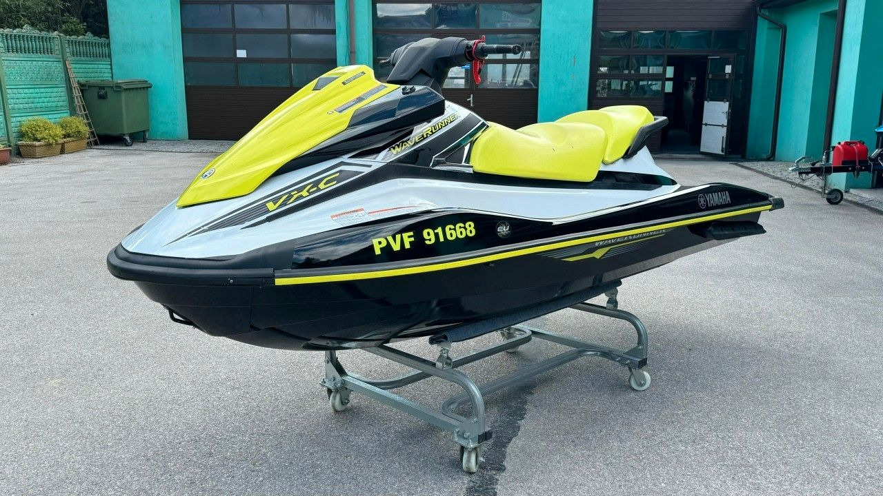 Yamaha WAVERUNNER VX-C / WATERSCRAPER / 220 HOURS / 201 - Peralatan lainnya: gambar 1 Yamaha WAVERUNNER VX-C / WATERSCRAPER / 220 HOURS / 201 - Peralatan lainnya: gambar 1