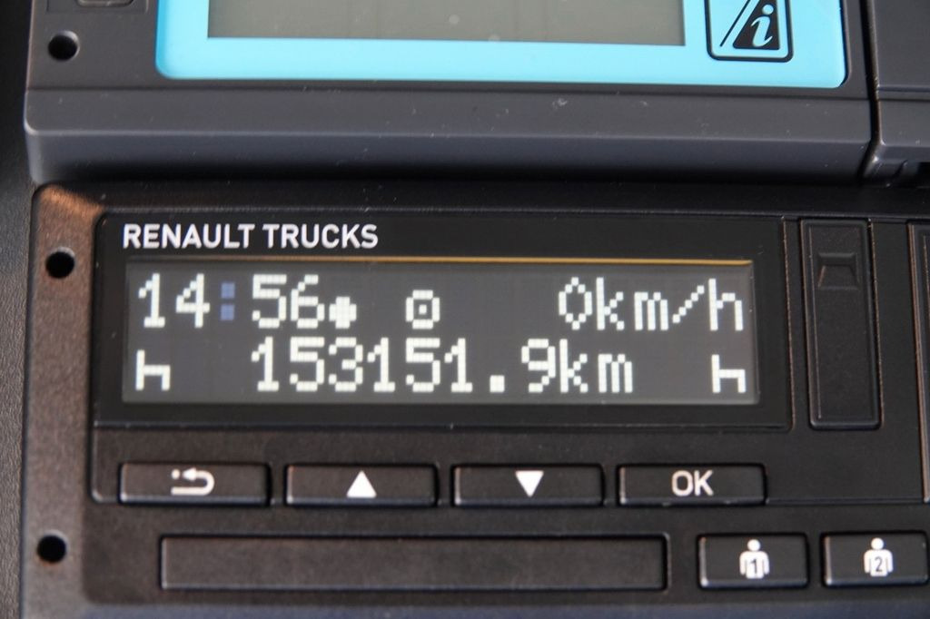 Truk berpendingin Renault D 250 / CHŁODNIA - 6,7 m / THERMO KING T 600R /: gambar 19