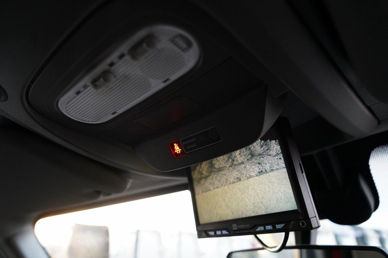 Van berpendingin Renault MASTER / KONTENER / WINDA-750KG / DMC: 3500 KG /: gambar 32