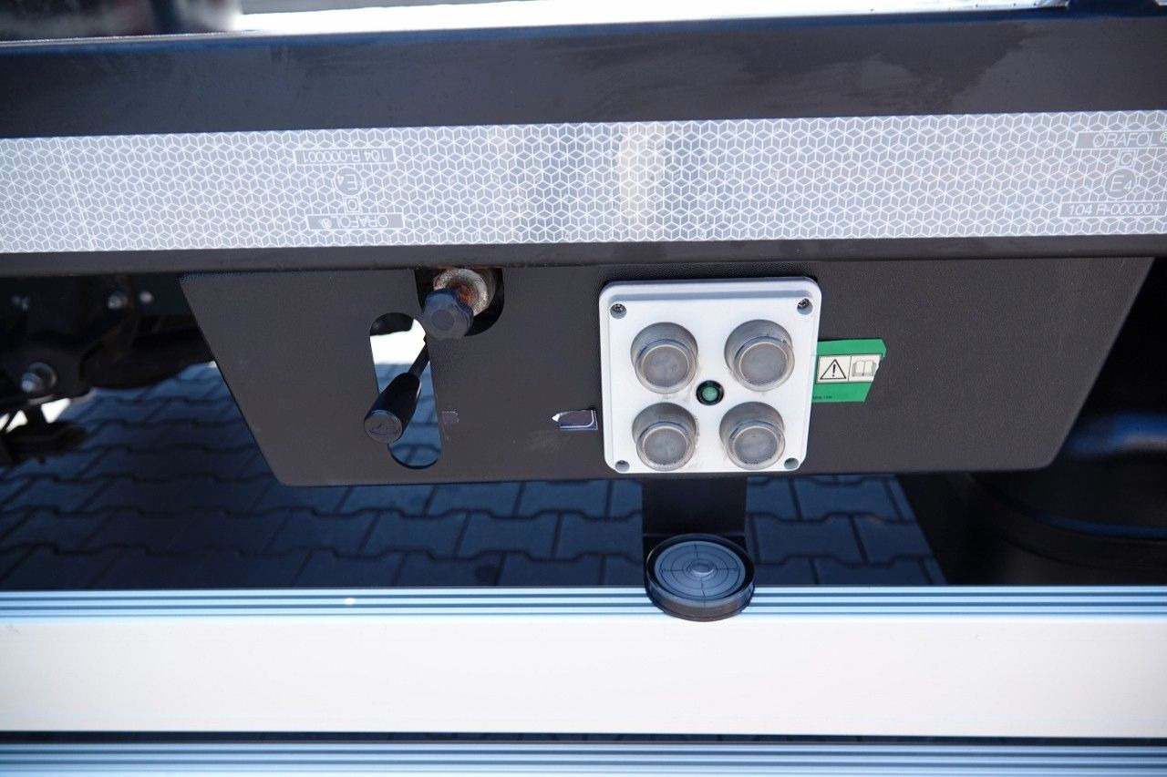 Platform udara yang dipasang di truk Renault MAXITY 110 DXI / ZWYŻKA 20 METRÓW / PODNOŚNIK KO: gambar 11