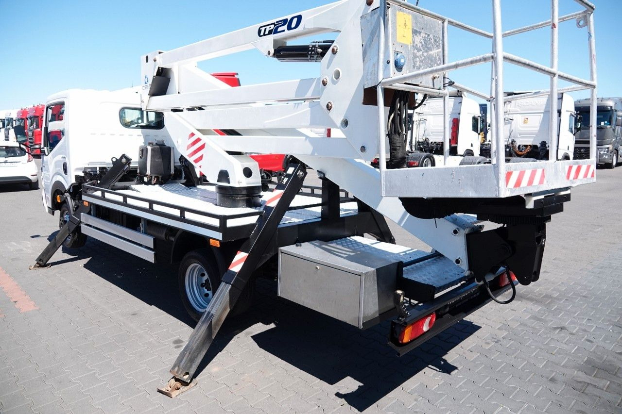 Platform udara yang dipasang di truk Renault MAXITY 110 DXI / ZWYŻKA 20 METRÓW / PODNOŚNIK KO: gambar 7