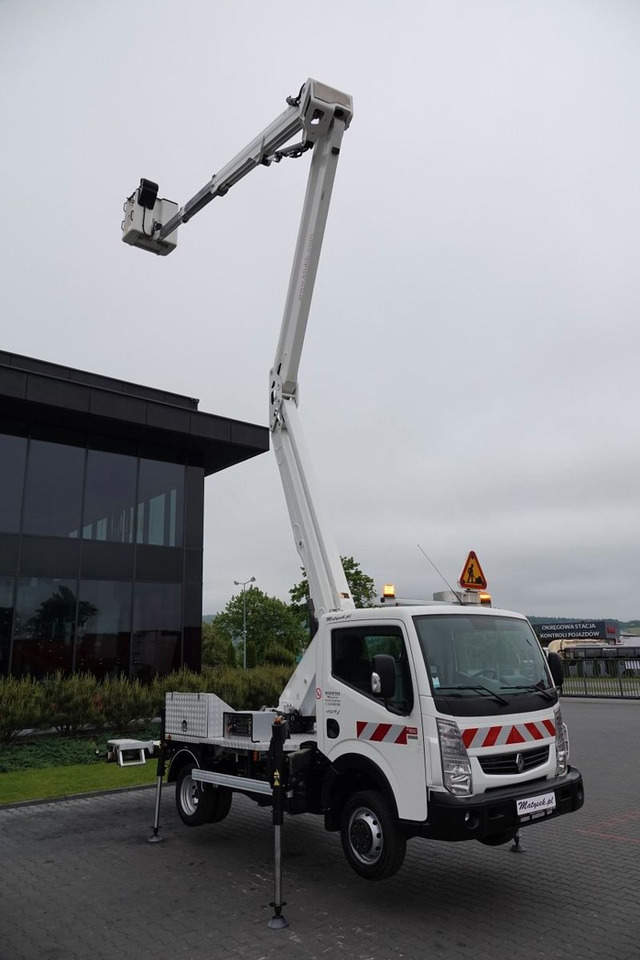 Renault MAXITY 130.35 / ZWYŻKA 20 METRÓW / PODNOŚNIK KOS - Platform udara yang dipasang di truk: gambar 2 Renault MAXITY 130.35 / ZWYŻKA 20 METRÓW / PODNOŚNIK KOS - Platform udara yang dipasang di truk: gambar 2