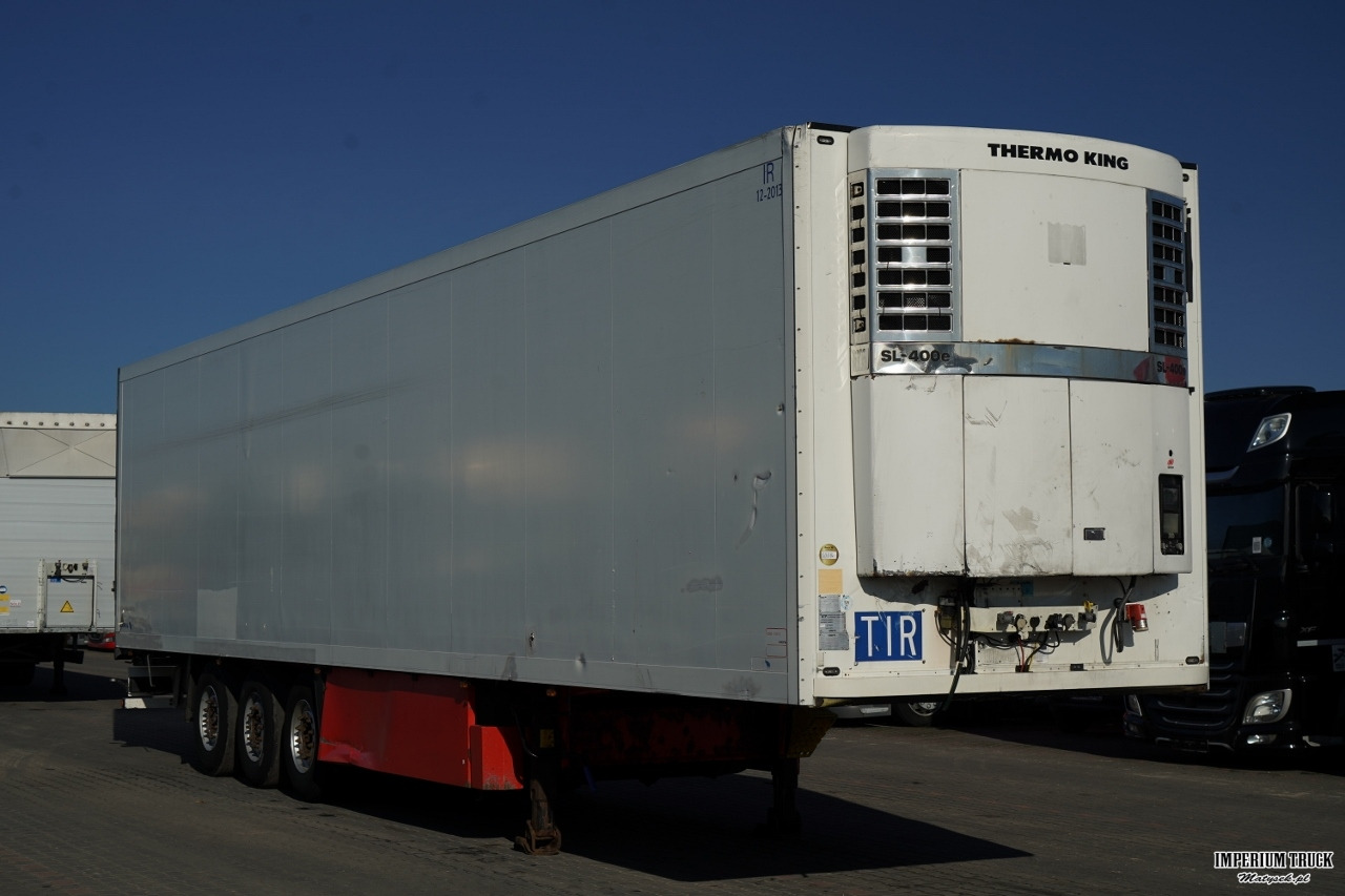 SCHMITZ CARGOBULL / CHŁODNIA / THERMO KING SL-400e / OŚ PODNOSZONA / KOSZ NA PALETY - Semi-trailer berpendingin: gambar 1 SCHMITZ CARGOBULL / CHŁODNIA / THERMO KING SL-400e / OŚ PODNOSZONA / KOSZ NA PALETY - Semi-trailer berpendingin: gambar 1