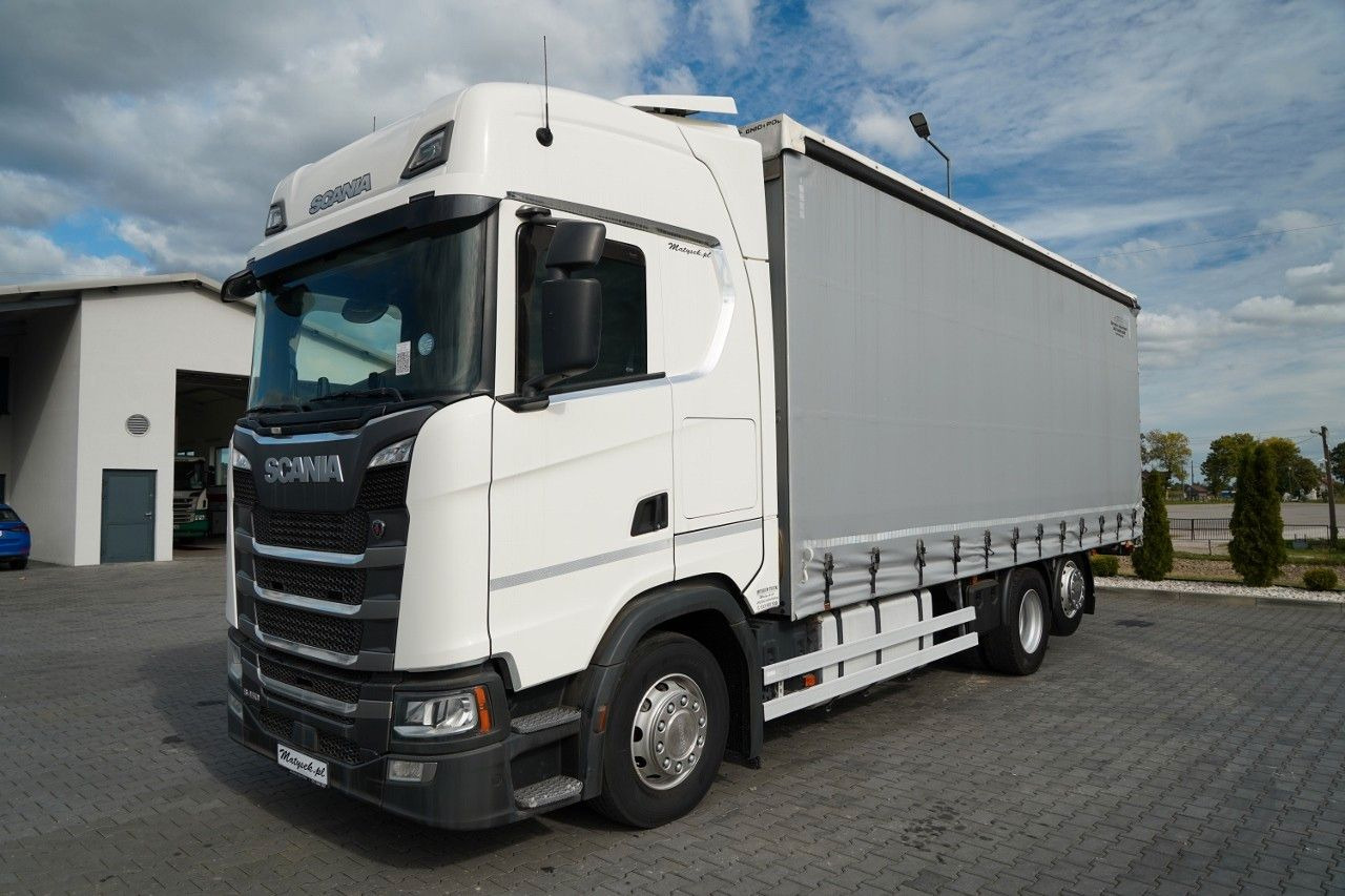 Scania S 450 / SOLÓWKA / 6X2 / OŚ PODNOSZONA / 2019 / - Truk dengan terpal samping: gambar 3 Scania S 450 / SOLÓWKA / 6X2 / OŚ PODNOSZONA / 2019 / - Truk dengan terpal samping: gambar 3