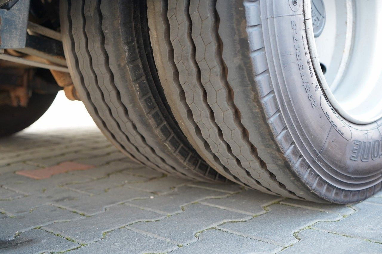 Truk dengan terpal samping Scania S 450 / ZESTAW TANDEM / 120 M3 / I-PARK COOL Scania S 450 / ZESTAW TANDEM / 120 M3 / PO KONTRAKCIE S: gambar 15 Truk dengan terpal samping Scania S 450 / ZESTAW TANDEM / 120 M3 / I-PARK COOL Scania S 450 / ZESTAW TANDEM / 120 M3 / PO KONTRAKCIE S: gambar 15