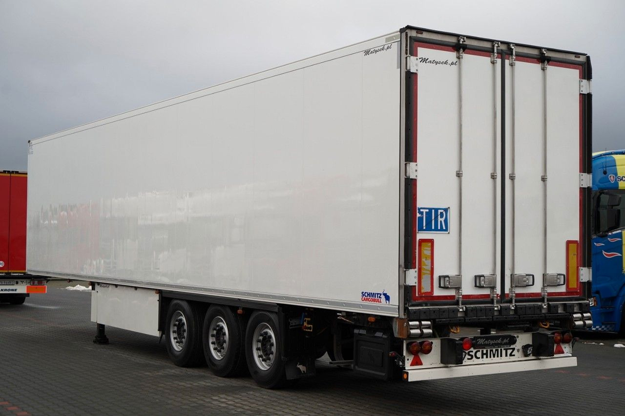 Schmitz Cargobull CHŁODNIA / THERMO KING / HAKÓWKA / OŚ PODNOSZO - Semi-trailer berpendingin: gambar 4 Schmitz Cargobull CHŁODNIA / THERMO KING / HAKÓWKA / OŚ PODNOSZO - Semi-trailer berpendingin: gambar 4