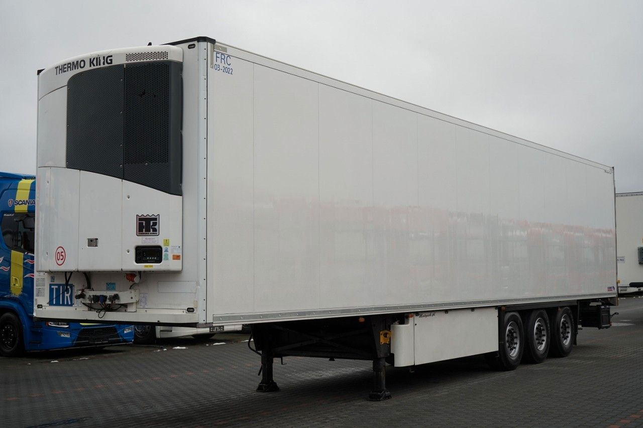 Schmitz Cargobull CHŁODNIA / THERMO KING / HAKÓWKA / OŚ PODNOSZO - Semi-trailer berpendingin: gambar 1 Schmitz Cargobull CHŁODNIA / THERMO KING / HAKÓWKA / OŚ PODNOSZO - Semi-trailer berpendingin: gambar 1