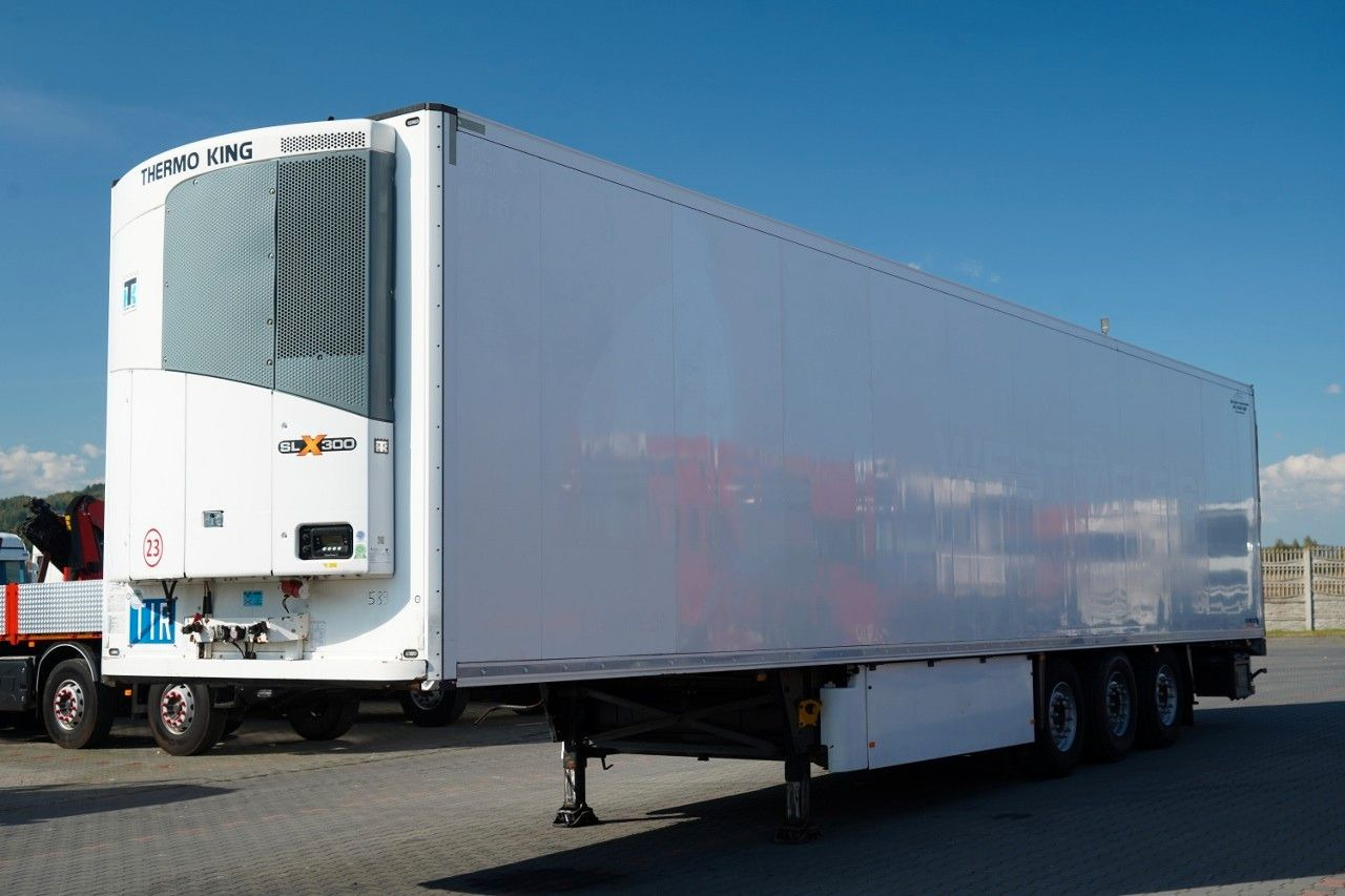 Schmitz Cargobull / CHŁODNIA / THERMO KING SLX 300 / HAKÓWKA / OŚ - Semi-trailer berpendingin: gambar 1 Schmitz Cargobull / CHŁODNIA / THERMO KING SLX 300 / HAKÓWKA / OŚ - Semi-trailer berpendingin: gambar 1