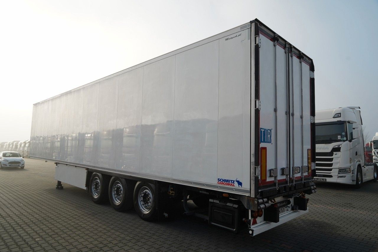 Schmitz Cargobull / CHŁODNIA / THERMO KING SLX 300 / HAKÓWKA / OŚ - Semi-trailer berpendingin: gambar 3 Schmitz Cargobull / CHŁODNIA / THERMO KING SLX 300 / HAKÓWKA / OŚ - Semi-trailer berpendingin: gambar 3