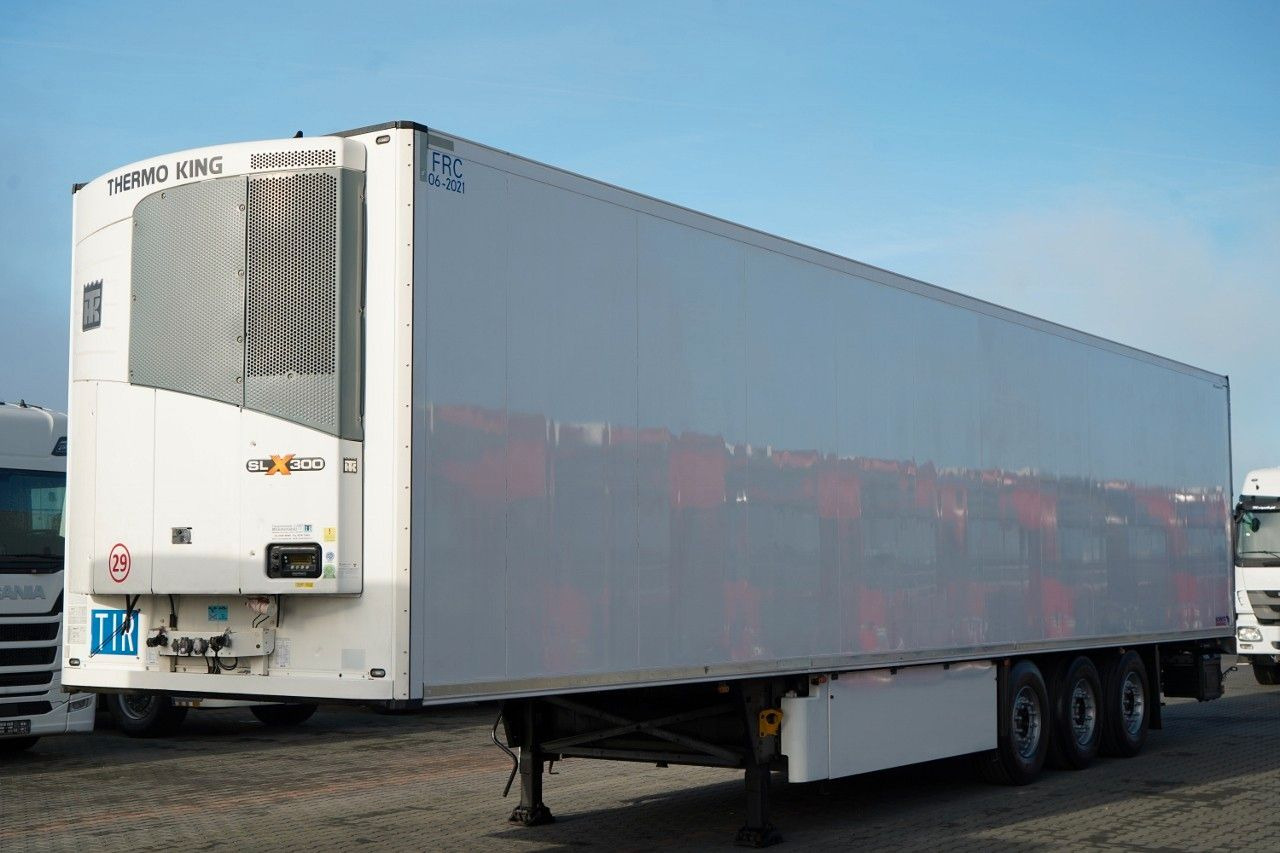 Schmitz Cargobull / CHŁODNIA / THERMO KING SLX 300 / HAKÓWKA / OŚ - Semi-trailer berpendingin: gambar 1 Schmitz Cargobull / CHŁODNIA / THERMO KING SLX 300 / HAKÓWKA / OŚ - Semi-trailer berpendingin: gambar 1