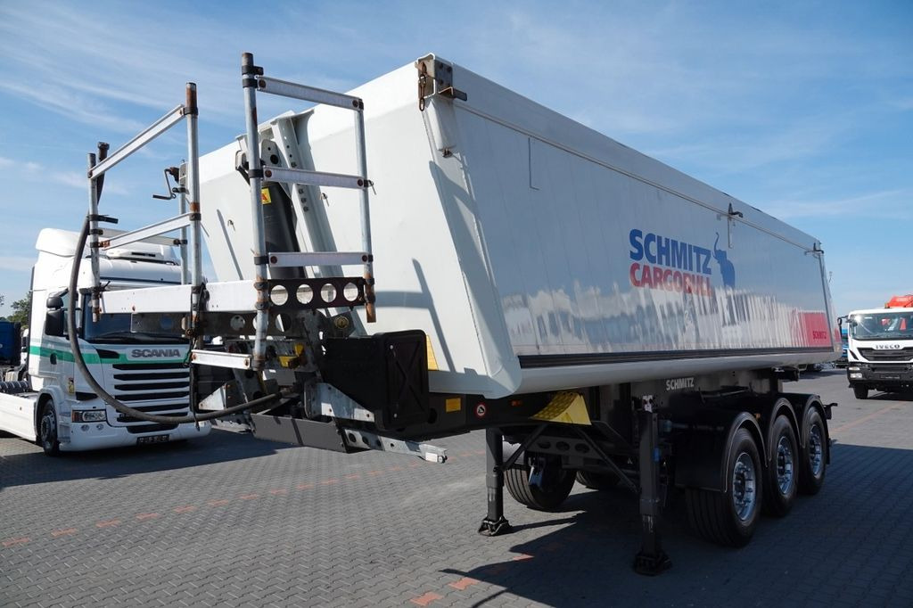 Schmitz Cargobull WYWROTKA 25 m3 / WAGA: 5500 KG / TYŁ KLAPA / OŚ - Semi-trailer dengan terpal samping: gambar 3 Schmitz Cargobull WYWROTKA 25 m3 / WAGA: 5500 KG / TYŁ KLAPA / OŚ - Semi-trailer dengan terpal samping: gambar 3