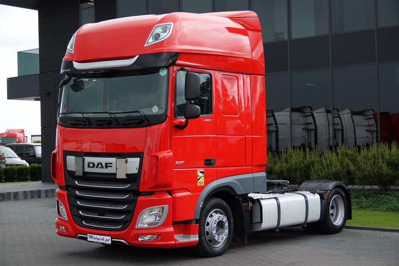 DAF XF 480 / LOW DECK / MEGA / 2021 / SSC / PO ZŁOTY - Tractor head: gambar 3 DAF XF 480 / LOW DECK / MEGA / 2021 / SSC / PO ZŁOTY - Tractor head: gambar 3