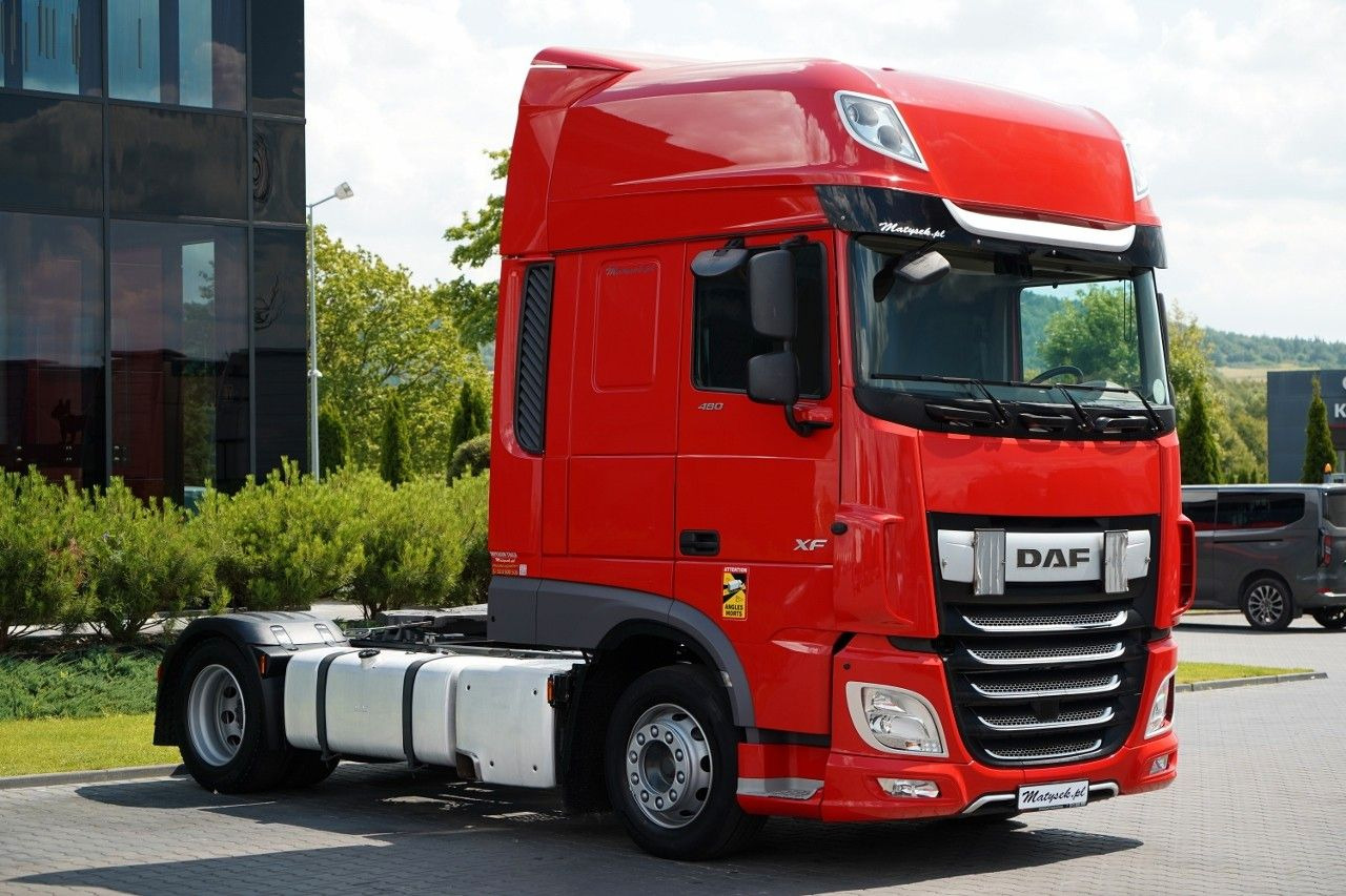 DAF XF 480 / LOW DECK / MEGA / 2021 / SSC / PO ZŁOTY - Tractor head: gambar 2 DAF XF 480 / LOW DECK / MEGA / 2021 / SSC / PO ZŁOTY - Tractor head: gambar 2