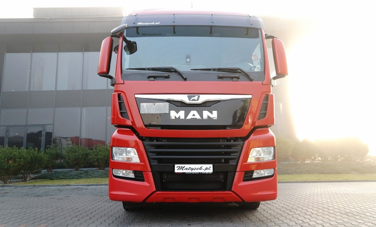 MAN TGS 18.510 / XLX / STANDARD / OPONY 100% / NAVI - Tractor head: gambar 3 MAN TGS 18.510 / XLX / STANDARD / OPONY 100% / NAVI - Tractor head: gambar 3