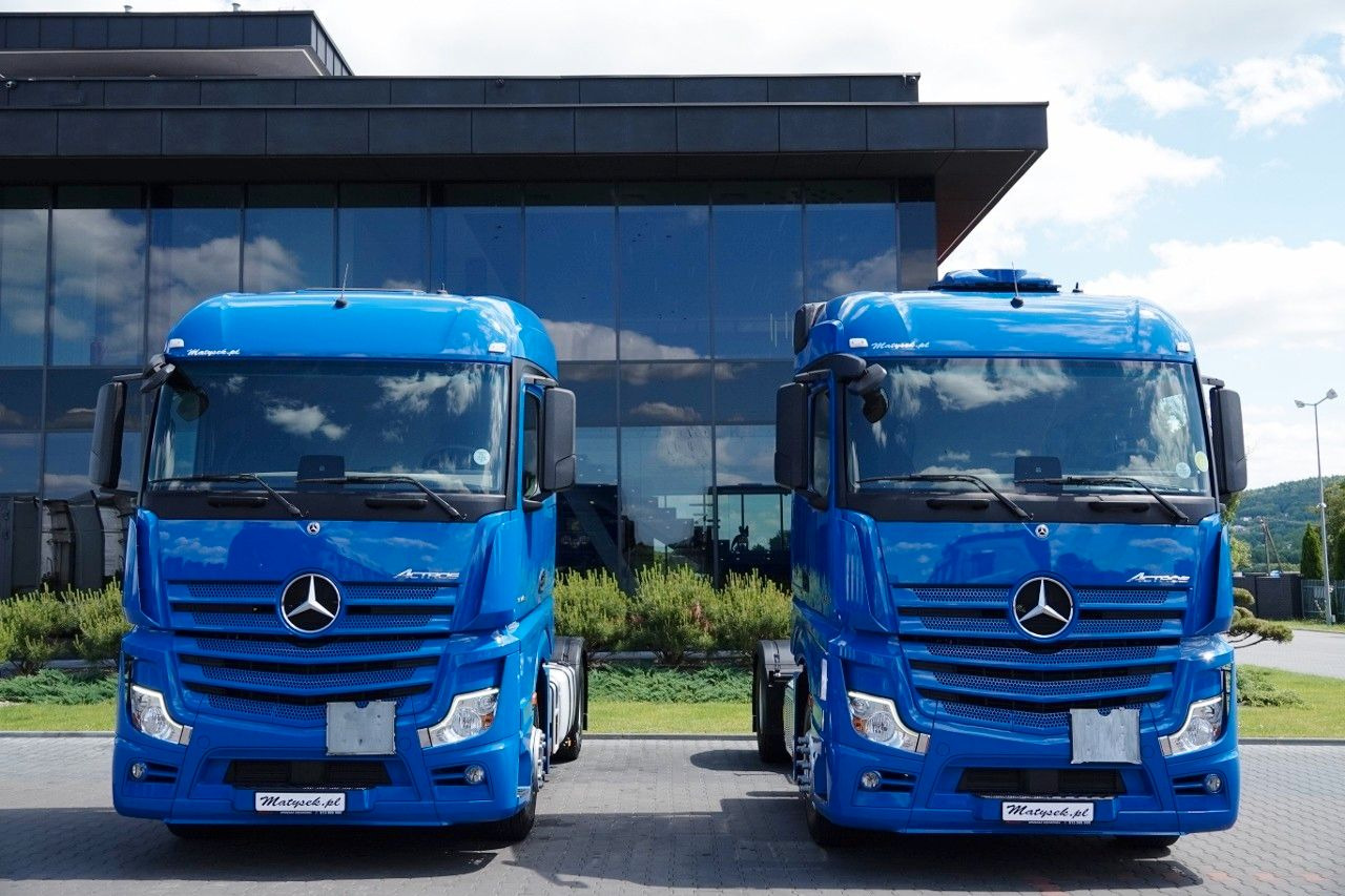 Mercedes-Benz ACTROS 1848 / MP5 / HYDRAULIKA / PEŁNY ADR / ALU - Tractor head: gambar 3 Mercedes-Benz ACTROS 1848 / MP5 / HYDRAULIKA / PEŁNY ADR / ALU - Tractor head: gambar 3