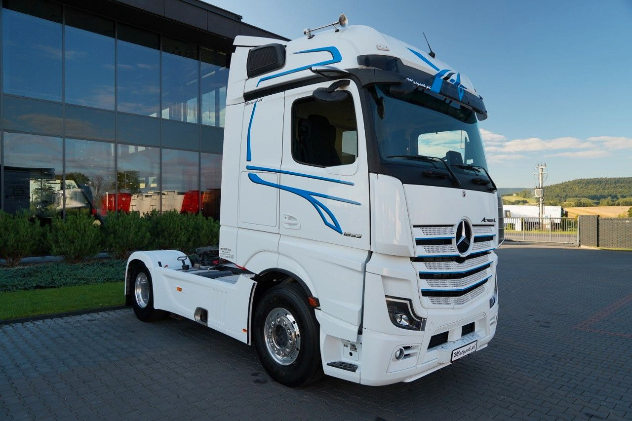 Mercedes-Benz ACTROS 1853 / BIG SPACE / HYDRAULIKA DWUOBWODOWA - Tractor head: gambar 2 Mercedes-Benz ACTROS 1853 / BIG SPACE / HYDRAULIKA DWUOBWODOWA - Tractor head: gambar 2