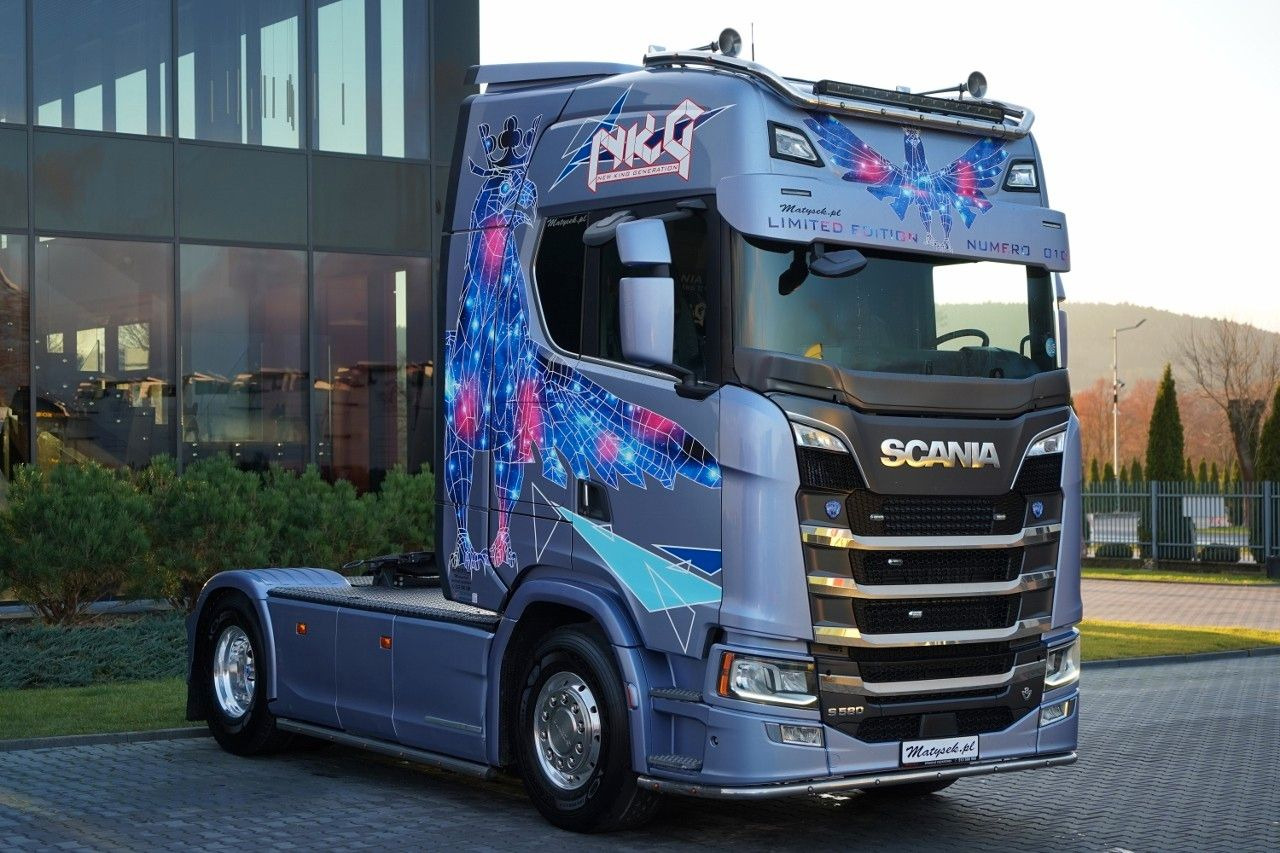 Scania S 580 / V8 / ORGINALNA EDYCJA LIMITED / NR 010 / - Tractor head: gambar 4 Scania S 580 / V8 / ORGINALNA EDYCJA LIMITED / NR 010 / - Tractor head: gambar 4