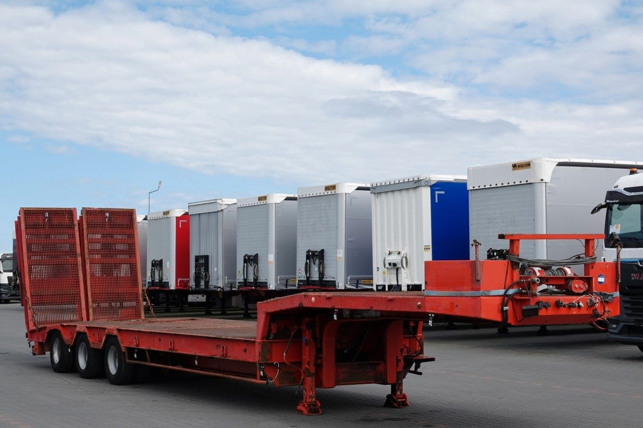 VEREM NACZEPA LAWETA NISKOPODWOZIE / NAJAZDY HYD - Semi-trailer low bed: gambar 5 VEREM NACZEPA LAWETA NISKOPODWOZIE / NAJAZDY HYD - Semi-trailer low bed: gambar 5