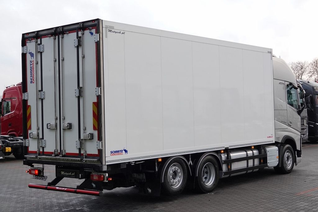 Volvo FH 500 / XXL / 6x2 / CHŁODNIA SCHMITZ - 7,2 M / - Truk berpendingin: gambar 4 Volvo FH 500 / XXL / 6x2 / CHŁODNIA SCHMITZ - 7,2 M / - Truk berpendingin: gambar 4