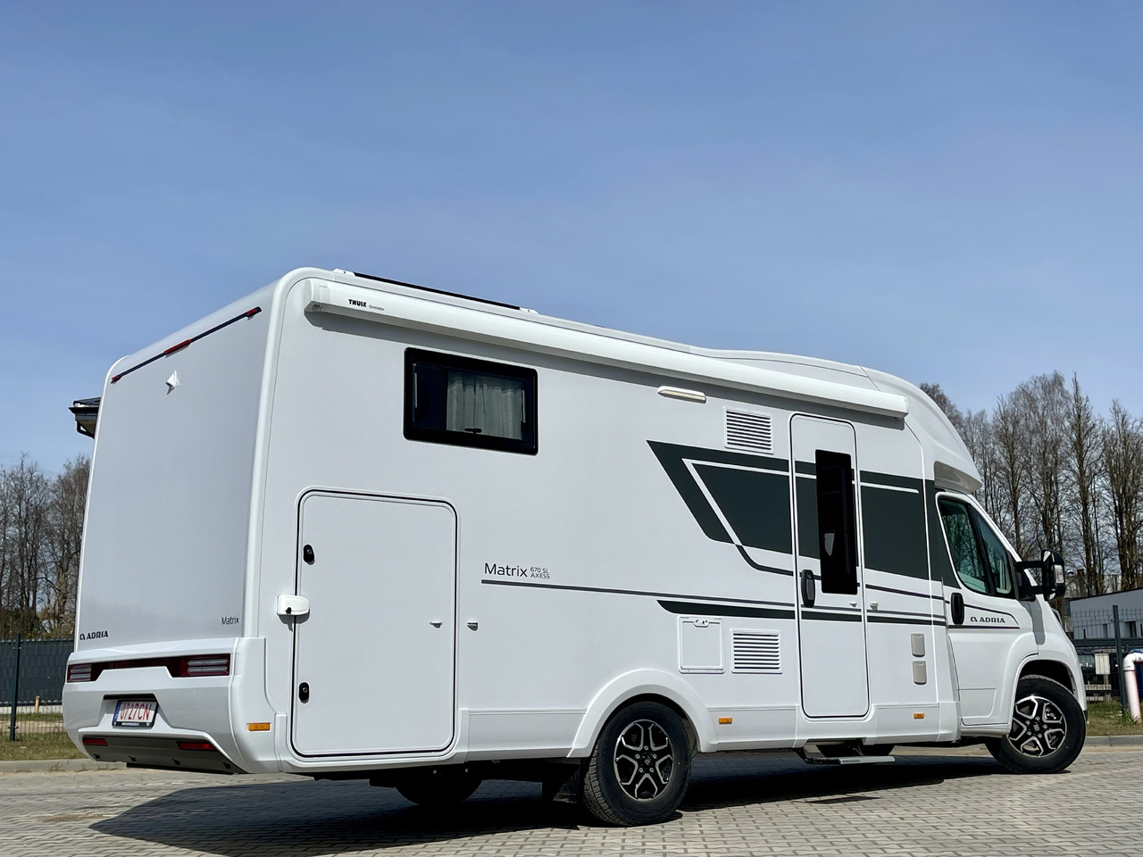 ADRIA Matrix 670 SL - Mobil rumah semi-terintegrasi: gambar 3 ADRIA Matrix 670 SL - Mobil rumah semi-terintegrasi: gambar 3