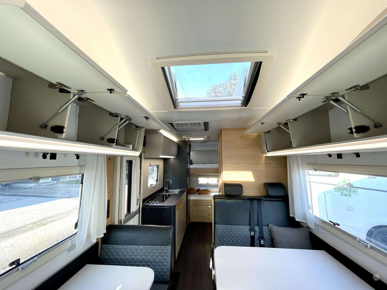 Adria Coral XL 650DK - Alkoven: gambar 5 Adria Coral XL 650DK - Alkoven: gambar 5
