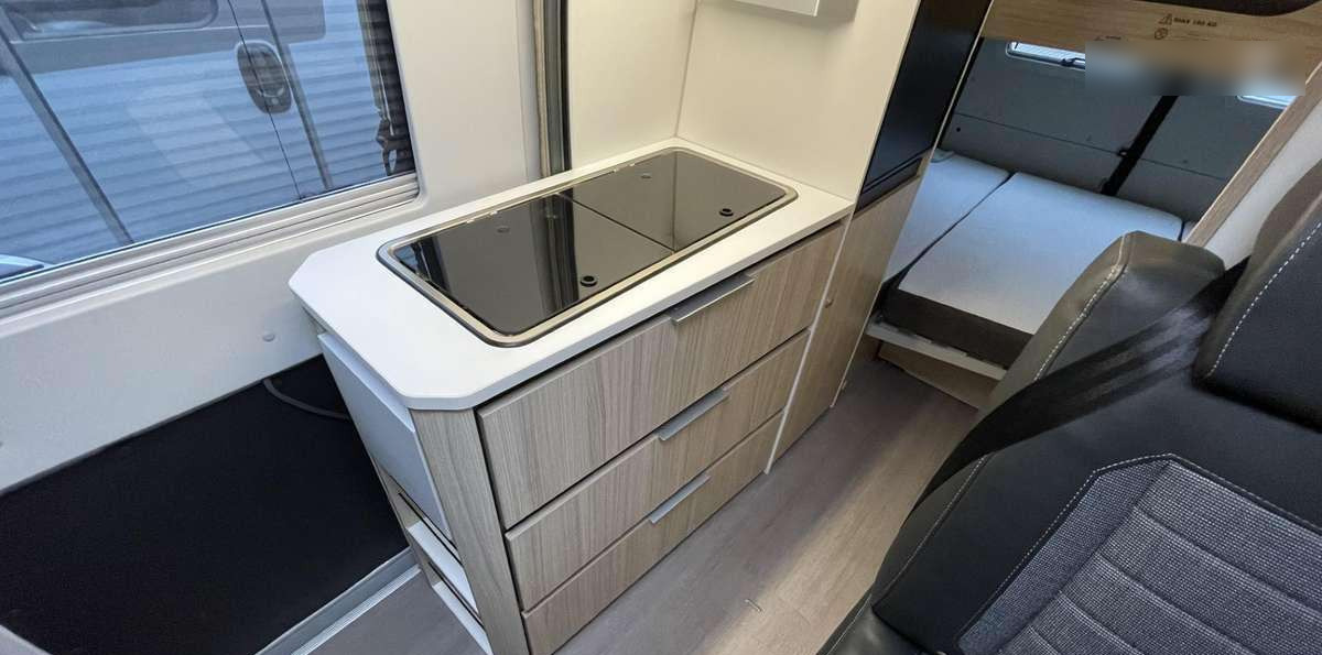 Adria Twin 600 SP Family - Mobil kemping: gambar 5 Adria Twin 600 SP Family - Mobil kemping: gambar 5