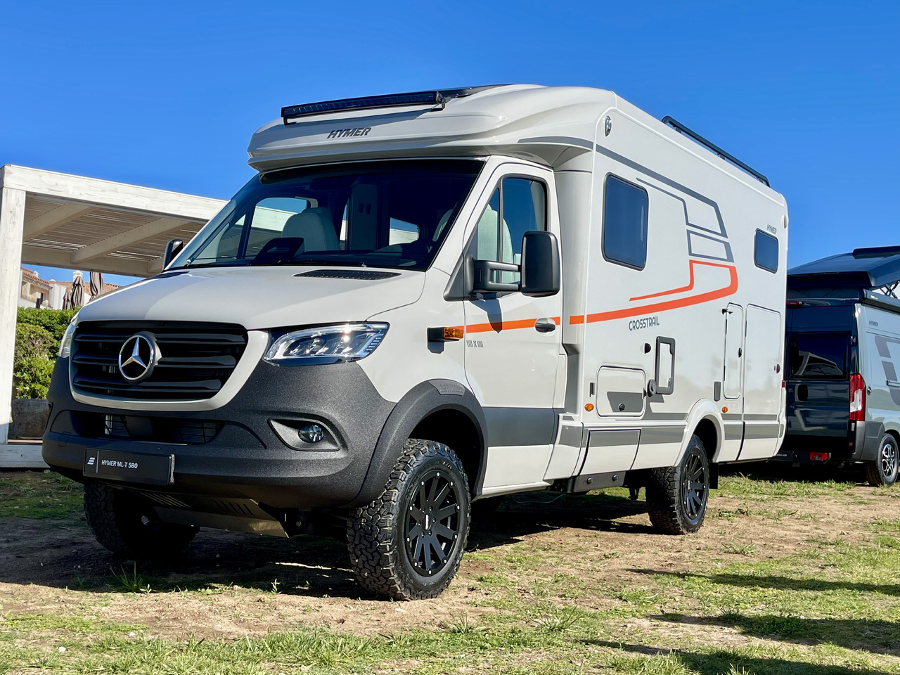 HYMER / ERIBA Cross Trail - Mobil rumah semi-terintegrasi: gambar 2 HYMER / ERIBA Cross Trail - Mobil rumah semi-terintegrasi: gambar 2