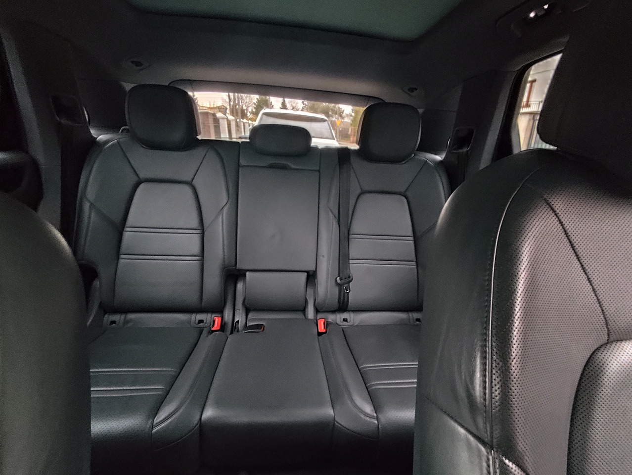 Mobil PORSCHE CAYENNE: gambar 14