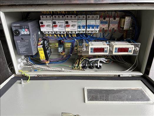 Mesin pengemas Jacob White TFS Two flap sealer: gambar 8 Mesin pengemas Jacob White TFS Two flap sealer: gambar 8