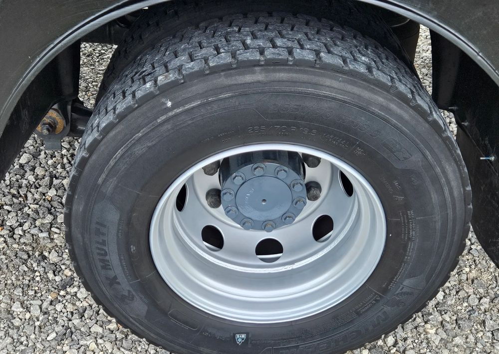 Truk dengan terpal samping DAF LF 290 / WINDA / 16TON DMC / FIRANKA / AUTOMAT / JEDEN WŁAŚCICIE  / EURO 6 / 2019 / SPROWADZONY / 20PALET / NISKI PRZEBIEG / DUŻA ŁADOWNOŚĆ / JAK NOWY: gambar 17