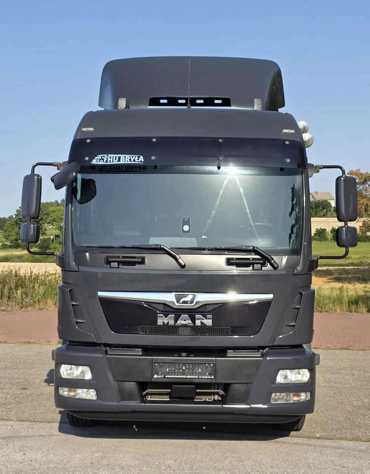 MAN TGM 15.290 / RAMA DO ZABUDOWY / AUTOMAT / SPROWADZONY / E6 / LIFT / ROZSTAW OSI 5.5M / LAWETA / POMOC DROGOWA / STAN BARDZO DOBRY/ - Truk sasis: gambar 5 MAN TGM 15.290 / RAMA DO ZABUDOWY / AUTOMAT / SPROWADZONY / E6 / LIFT / ROZSTAW OSI 5.5M / LAWETA / POMOC DROGOWA / STAN BARDZO DOBRY/ - Truk sasis: gambar 5