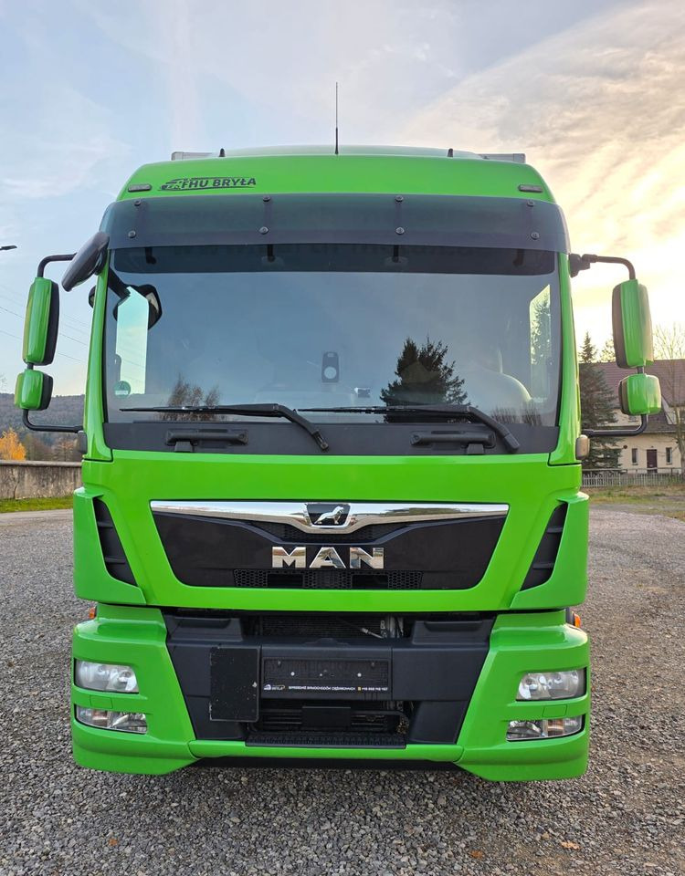 MAN TGM 18.320 / 18.290 / 15.290 / IZOTERMA / WINDA / 19PALET / E6 / 08.2018 / LIFT / SPROWADZONY / AUTOMAT / SYPIALKA / PIERWSZY WŁAŚCICIEL / BOCZNE DRZWI / STAN BARDZO DOBRY - Truk berpendingin: gambar 3 MAN TGM 18.320 / 18.290 / 15.290 / IZOTERMA / WINDA / 19PALET / E6 / 08.2018 / LIFT / SPROWADZONY / AUTOMAT / SYPIALKA / PIERWSZY WŁAŚCICIEL / BOCZNE DRZWI / STAN BARDZO DOBRY - Truk berpendingin: gambar 3