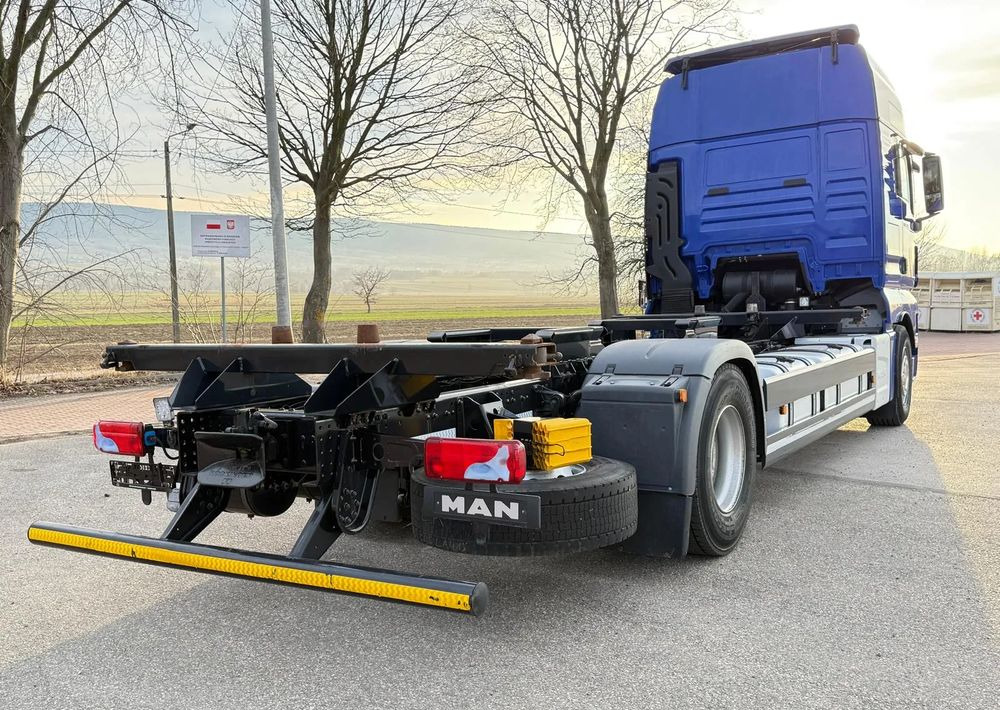 MAN TGX 18.430/SPROWADZONY/DO ŻYWCA/DO BYDŁA/2020/KLIMA POSTOJOWA/SERWISOWANY/JAK NOWY/NISKI PRZEBIEG/RAMA/BDF/E6 - Truk sasis: gambar 5 MAN TGX 18.430/SPROWADZONY/DO ŻYWCA/DO BYDŁA/2020/KLIMA POSTOJOWA/SERWISOWANY/JAK NOWY/NISKI PRZEBIEG/RAMA/BDF/E6 - Truk sasis: gambar 5