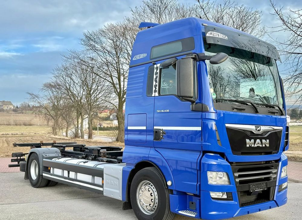 MAN TGX 18.430/SPROWADZONY/DO ŻYWCA/DO BYDŁA/2020/KLIMA POSTOJOWA/SERWISOWANY/JAK NOWY/NISKI PRZEBIEG/RAMA/BDF/E6 - Truk sasis: gambar 1 MAN TGX 18.430/SPROWADZONY/DO ŻYWCA/DO BYDŁA/2020/KLIMA POSTOJOWA/SERWISOWANY/JAK NOWY/NISKI PRZEBIEG/RAMA/BDF/E6 - Truk sasis: gambar 1