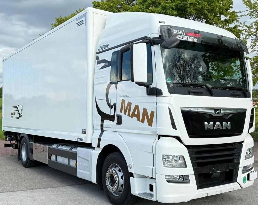 MAN TGX 18.500/18.430/TGM/TGL/2019/KONTENER/IZOTERMA/WINDA/18PALET/JAK NOWY/E6/SPROWADZONY/SERWISOWANY - Truk box: gambar 1 MAN TGX 18.500/18.430/TGM/TGL/2019/KONTENER/IZOTERMA/WINDA/18PALET/JAK NOWY/E6/SPROWADZONY/SERWISOWANY - Truk box: gambar 1
