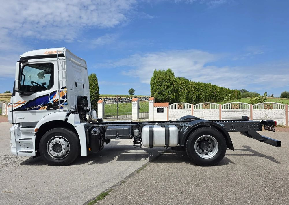 Mercedes-Benz ANTOS 1827 / ATEGO / ACTROS / E6 / ROZSTAW OSI 3.75M / WYWROT / BECZKA / UTRZYMANIE DRÓG / HAKOWIEC / SPROWADZONY / PIERWSZY WŁAŚCICIEL / STAN BDB - Truk sasis: gambar 4 Mercedes-Benz ANTOS 1827 / ATEGO / ACTROS / E6 / ROZSTAW OSI 3.75M / WYWROT / BECZKA / UTRZYMANIE DRÓG / HAKOWIEC / SPROWADZONY / PIERWSZY WŁAŚCICIEL / STAN BDB - Truk sasis: gambar 4