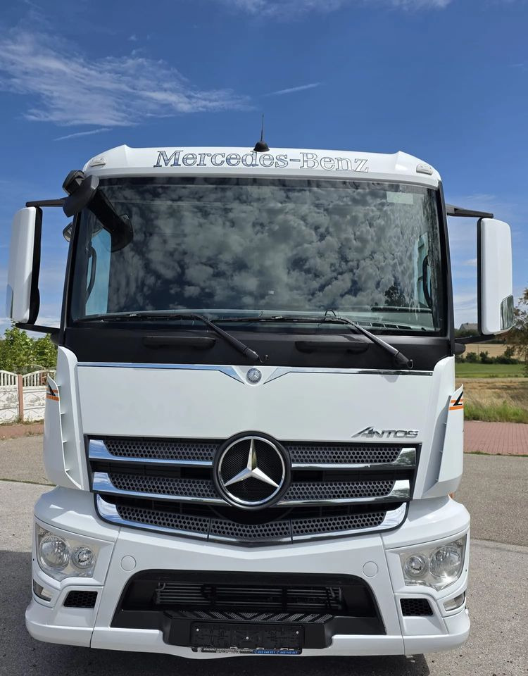 Mercedes-Benz ANTOS 1827 / ATEGO / ACTROS / E6 / ROZSTAW OSI 3.75M / WYWROT / BECZKA / UTRZYMANIE DRÓG / HAKOWIEC / SPROWADZONY / PIERWSZY WŁAŚCICIEL / STAN BDB - Truk sasis: gambar 5 Mercedes-Benz ANTOS 1827 / ATEGO / ACTROS / E6 / ROZSTAW OSI 3.75M / WYWROT / BECZKA / UTRZYMANIE DRÓG / HAKOWIEC / SPROWADZONY / PIERWSZY WŁAŚCICIEL / STAN BDB - Truk sasis: gambar 5
