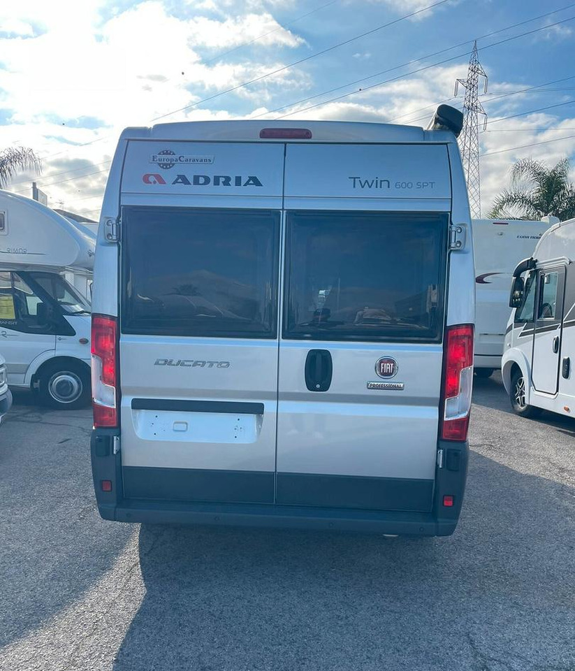 Adria TWIN 600 SPT - Camper: gambar 4 Adria TWIN 600 SPT - Camper: gambar 4
