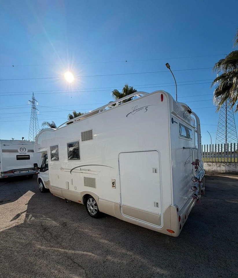 - Camper: gambar 3 - Camper: gambar 3