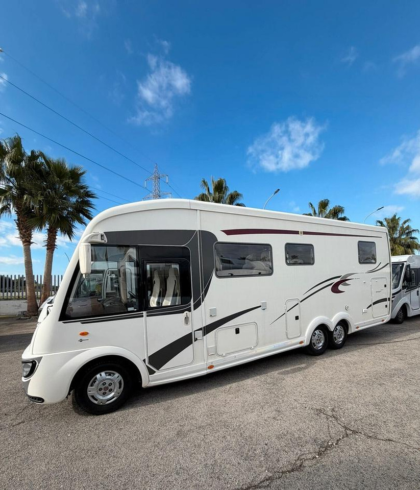 - Camper: gambar 2 - Camper: gambar 2