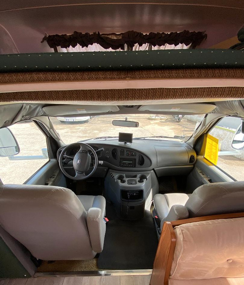 Coachmen freelander mm2920ds - Alkoven: gambar 5 Coachmen freelander mm2920ds - Alkoven: gambar 5