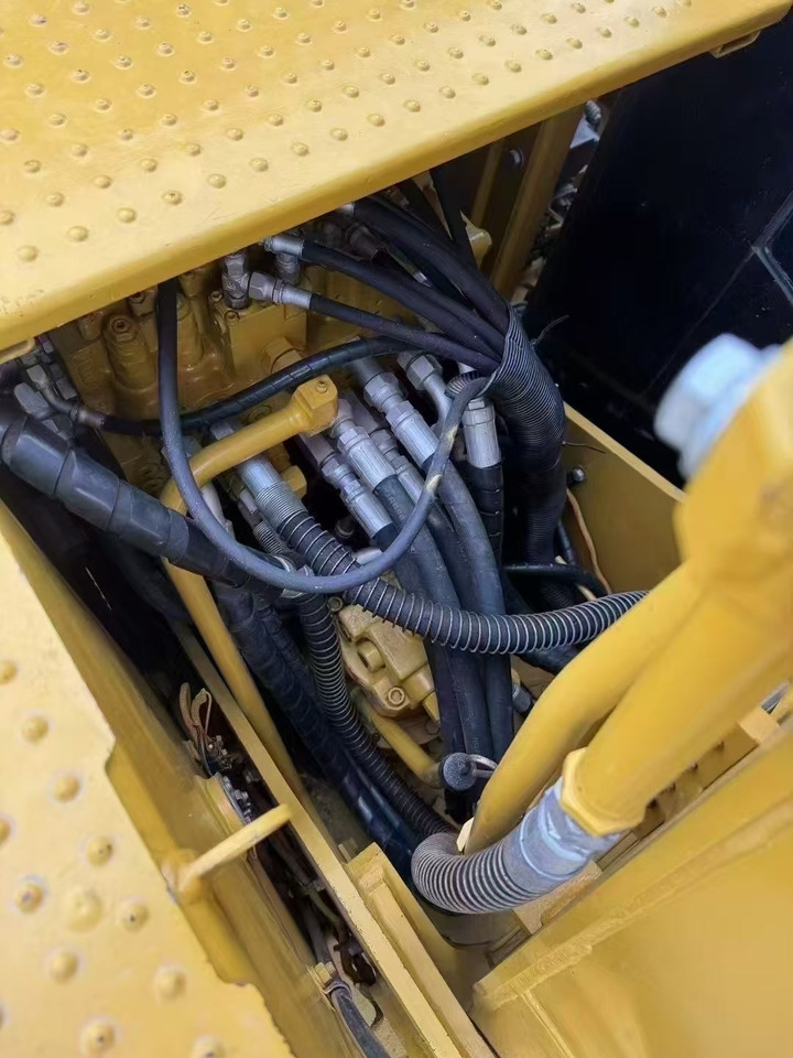 CATERPILLAR CAT 312 D - Ekskavator perayap: gambar 4 CATERPILLAR CAT 312 D - Ekskavator perayap: gambar 4
