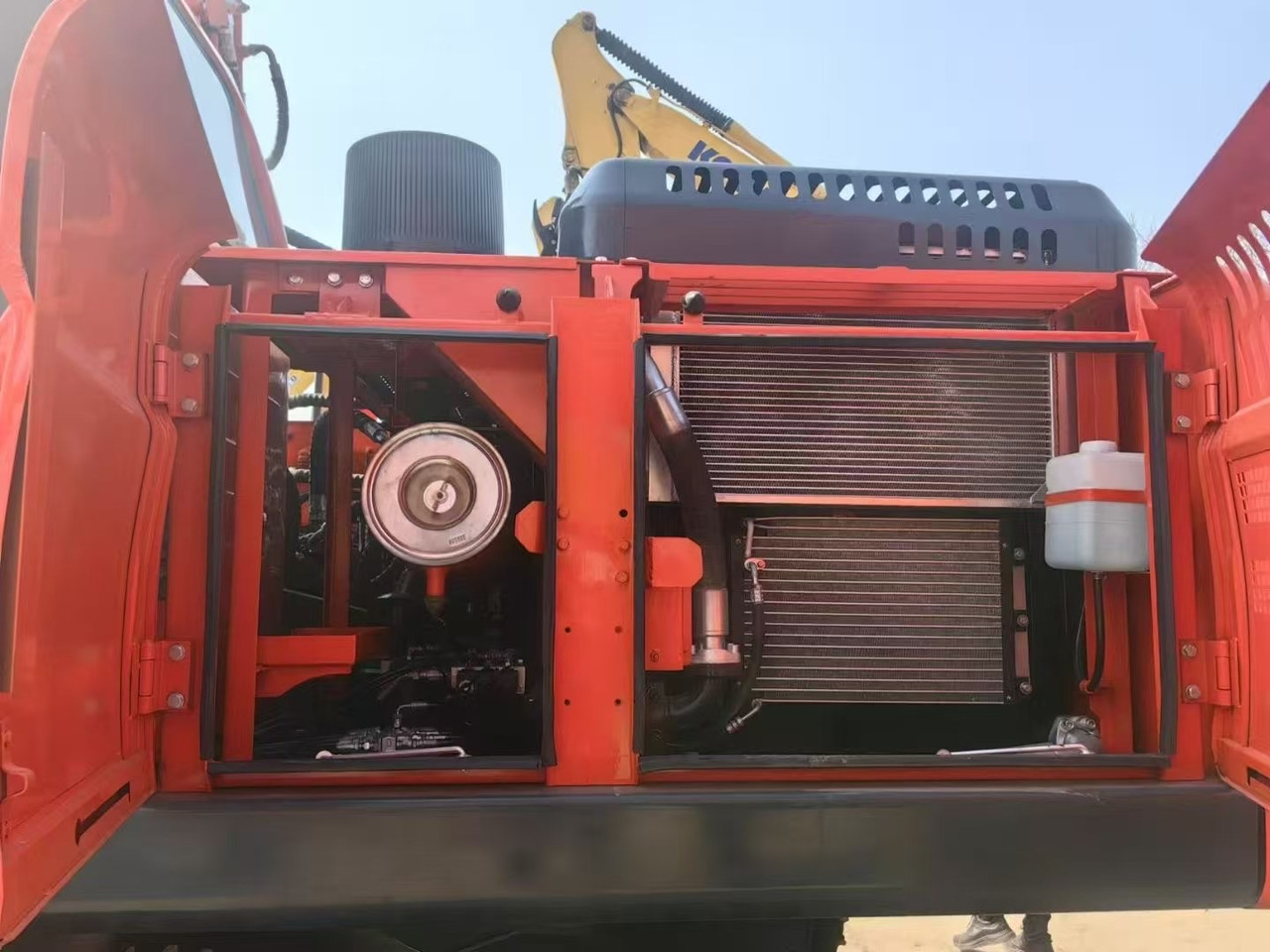DOOSAN Dx225 - Ekskavator perayap: gambar 5 DOOSAN Dx225 - Ekskavator perayap: gambar 5
